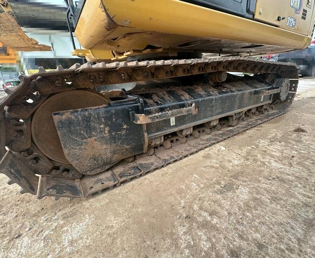 Caterpillar 312GC excavator, photo 2 of 8