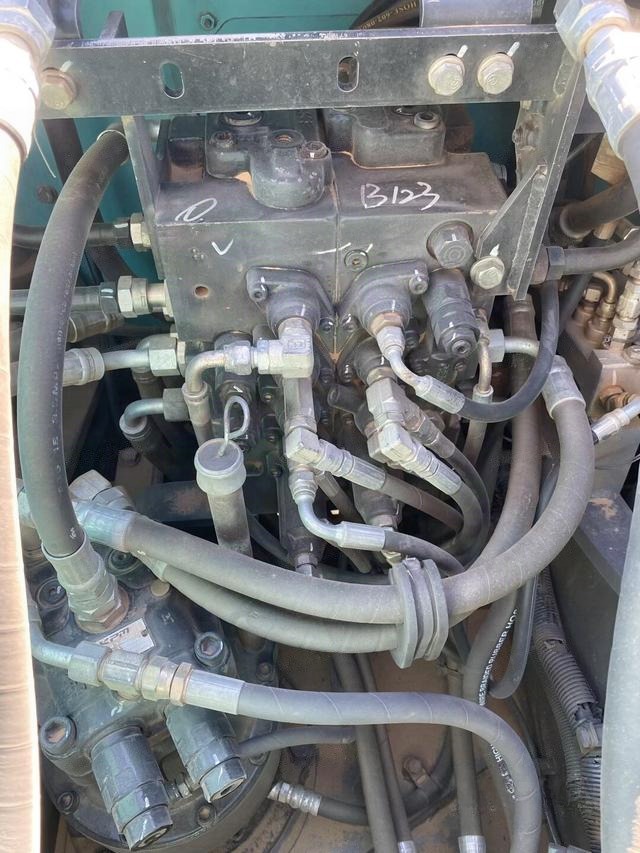 Kobelco SK140LC-8 excavator, photo 4 of 7
