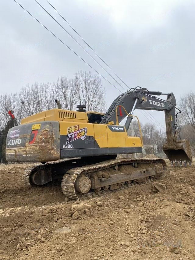 Volvo EC380DL excavator, photo 1 of 5