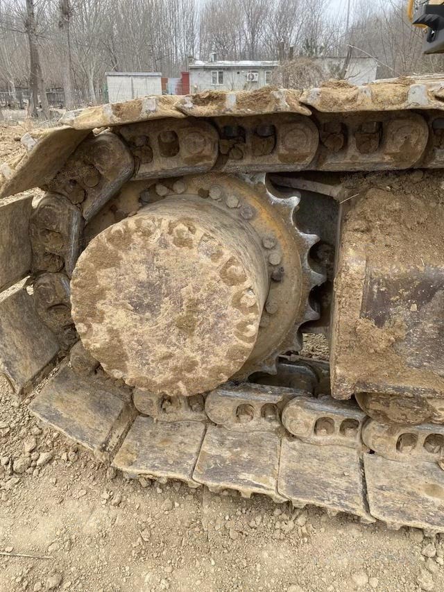 Volvo EC380DL excavator, photo 2 of 5